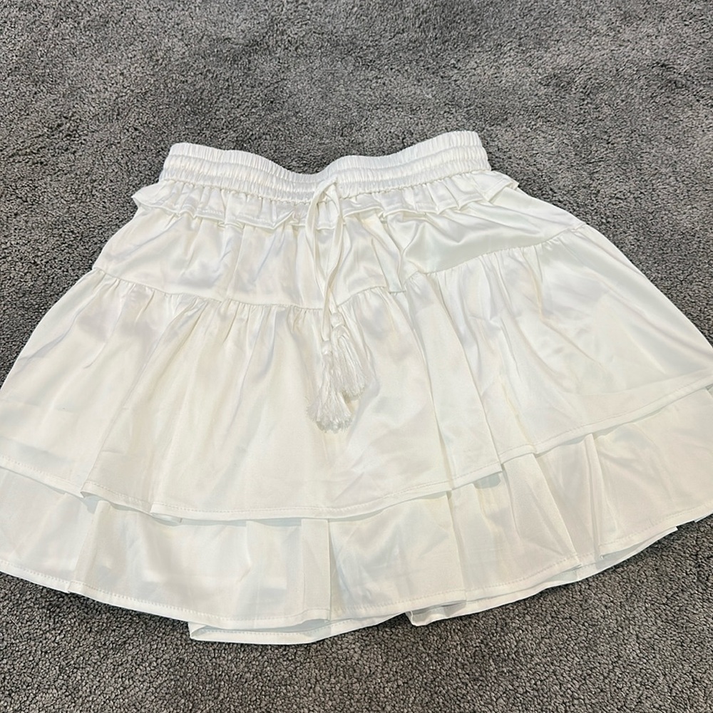 White skirt, size XS